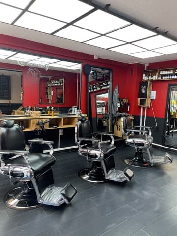 Intérieur du salon JS Barber